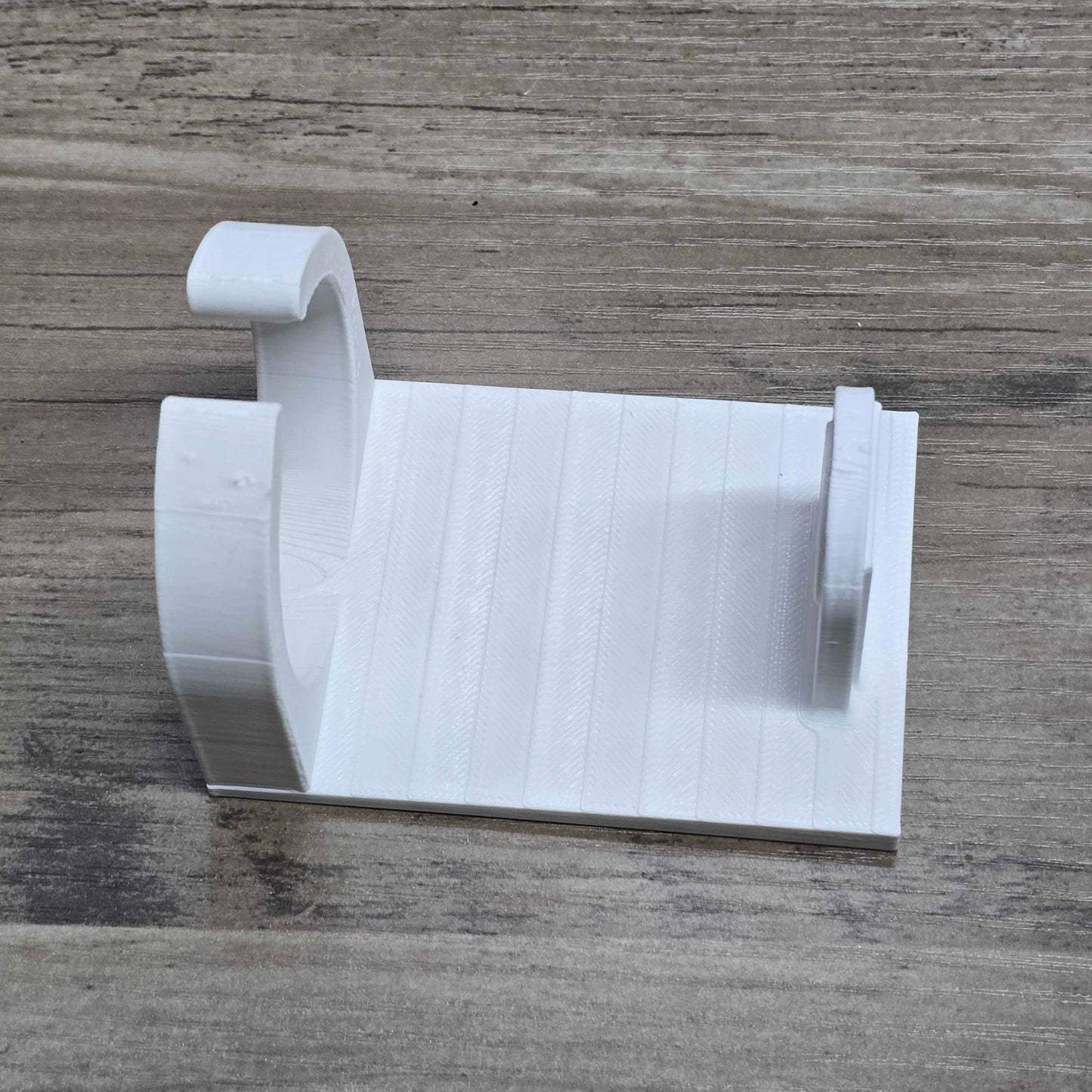 Command Strip Wall Mount for Ubiquiti U6-Mesh, Unifi FlexHD: Simple, Damage-Free