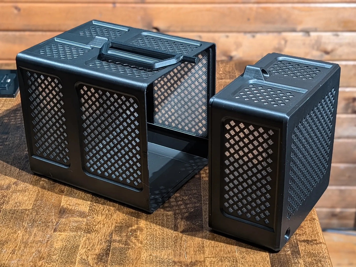 Minisforum DEG2 eGPU Dock Enclosure | Custom Protective Case/Shell