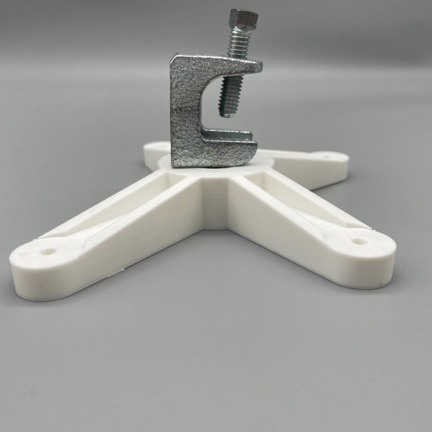 Ubiquiti UniFi AP Beam Clamp Mount - Easy Install for Warehouse Trusses